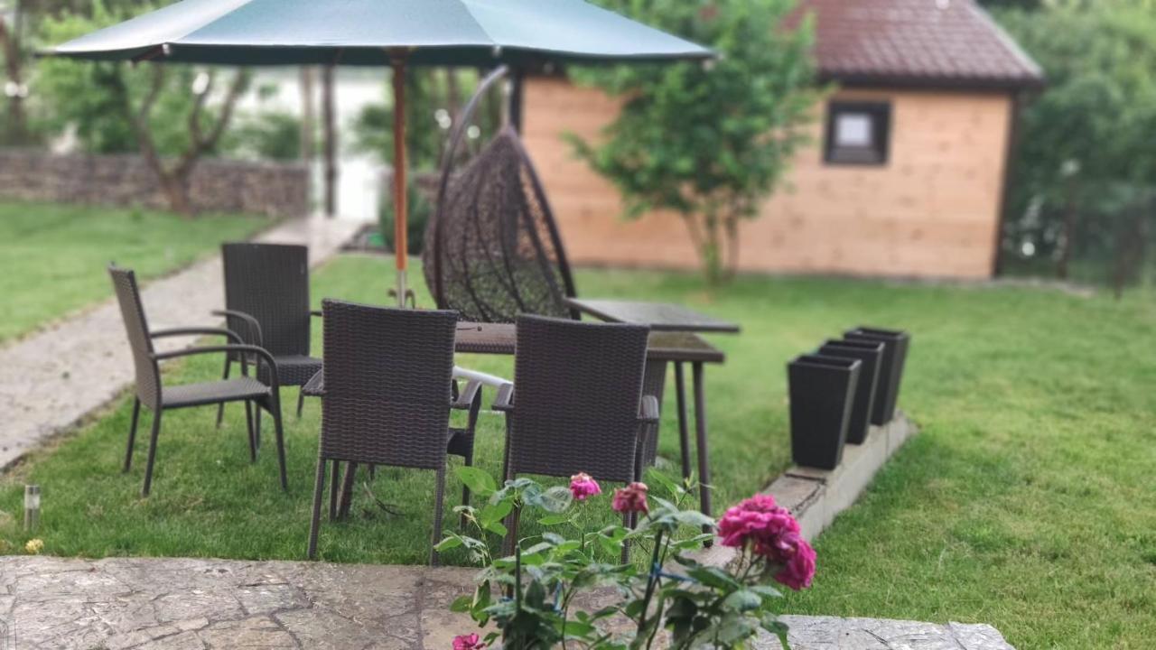 Воллен Zhvanets Bagian luar foto